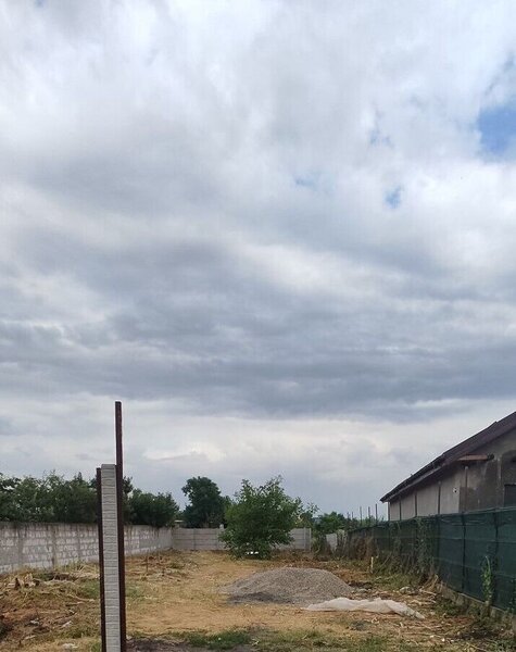 Frumusani vanzare teren 600 mp